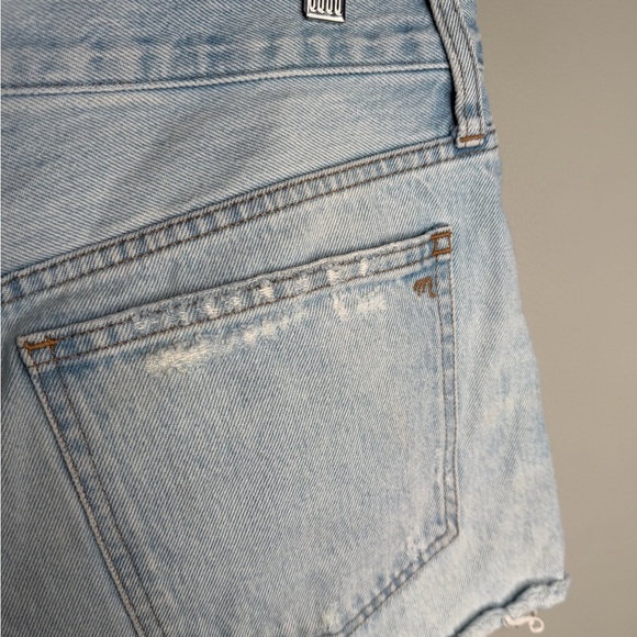Madewell Relaxed Denim Shorts in Cedarcroft Wash - Picture 7 of 11